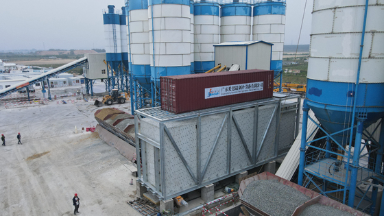 Αγορά 2-10Tons ψυκτική μηχανή νιφάδων με την ψυκτική ουσία R22/R404a που προσαρμόζεται online manufacture